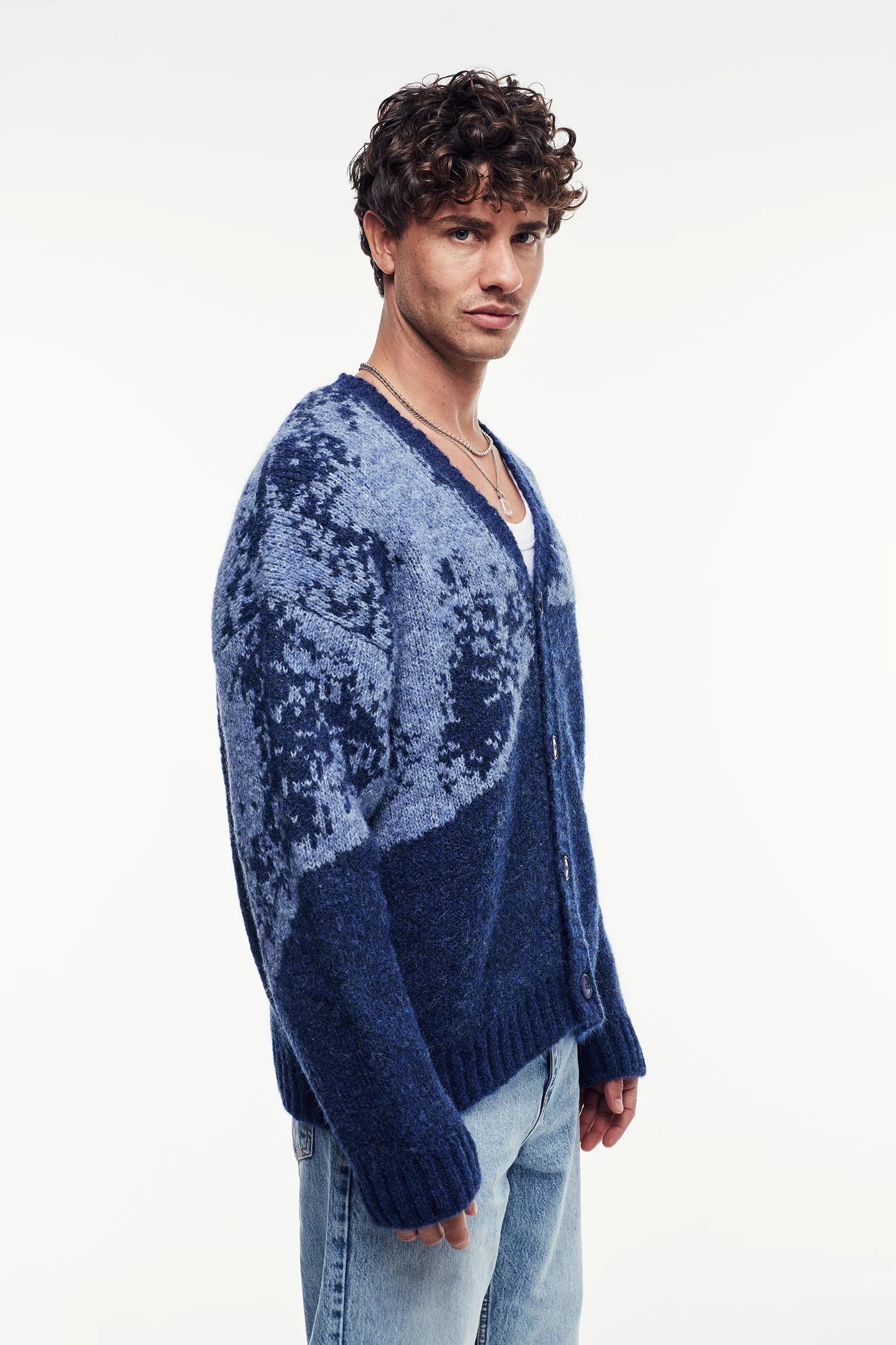 V Yaka Yumuşak Dokulu Oversize Hırka - Görsel 2