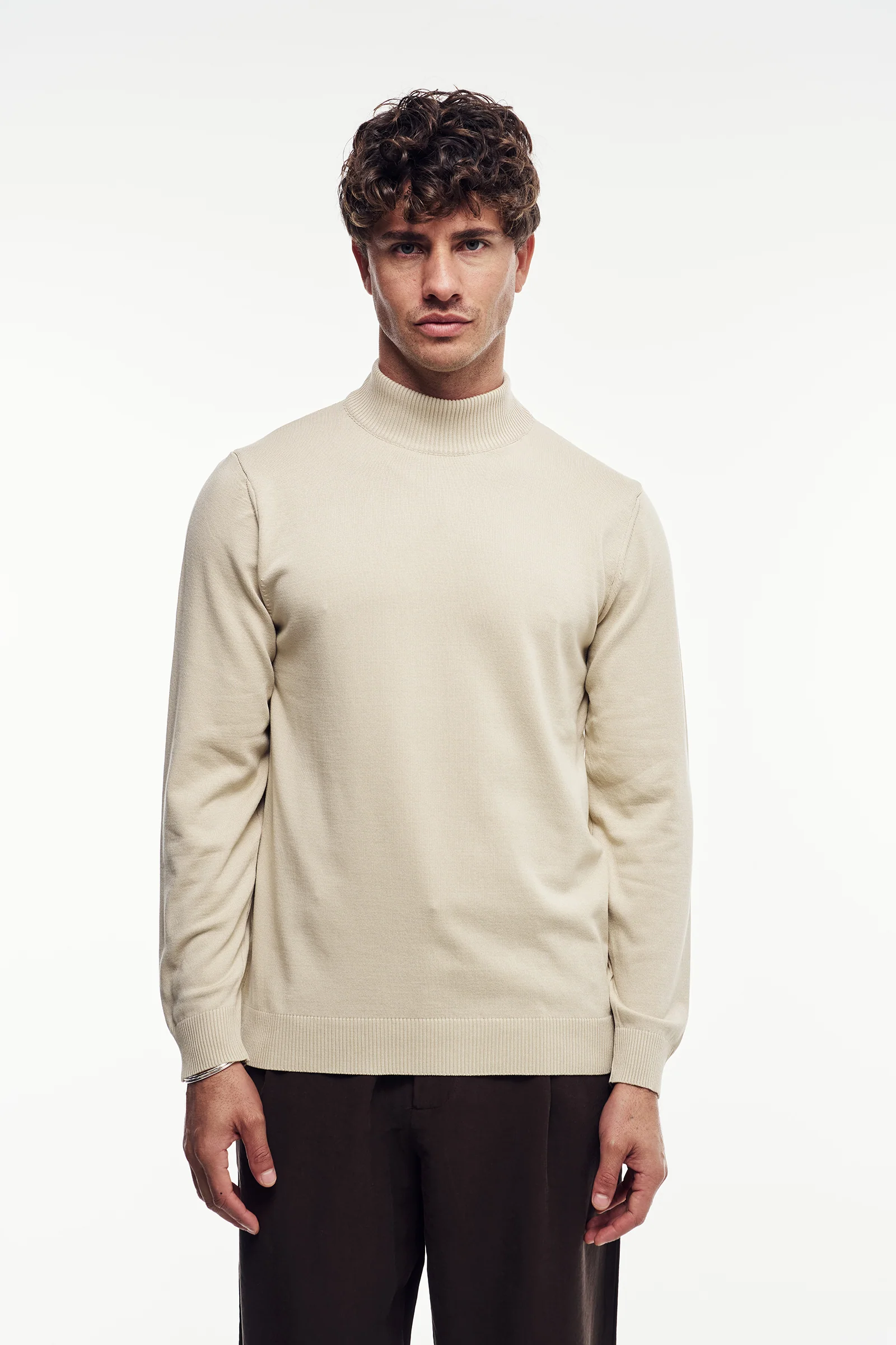 Yarım Balıkçı Yaka Triko Kazak