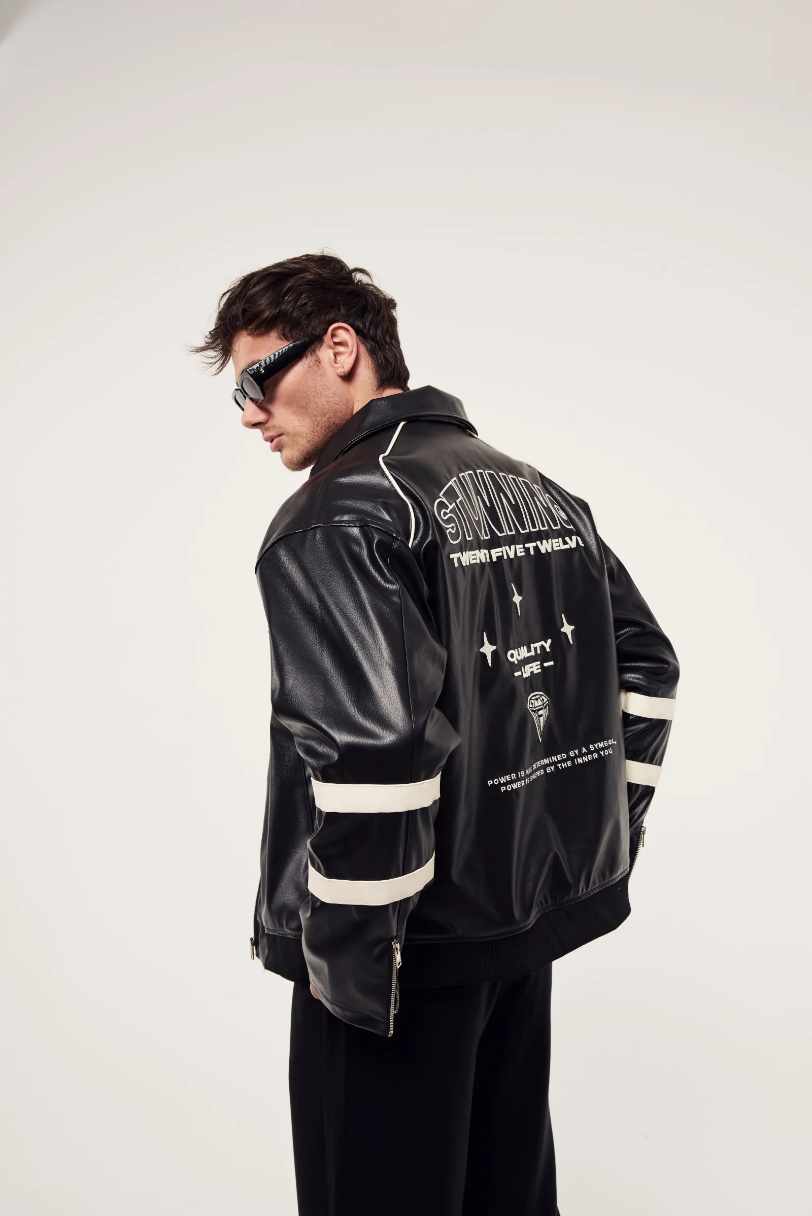 Baskılı Biyeli Deri Ceket - Görsel 2