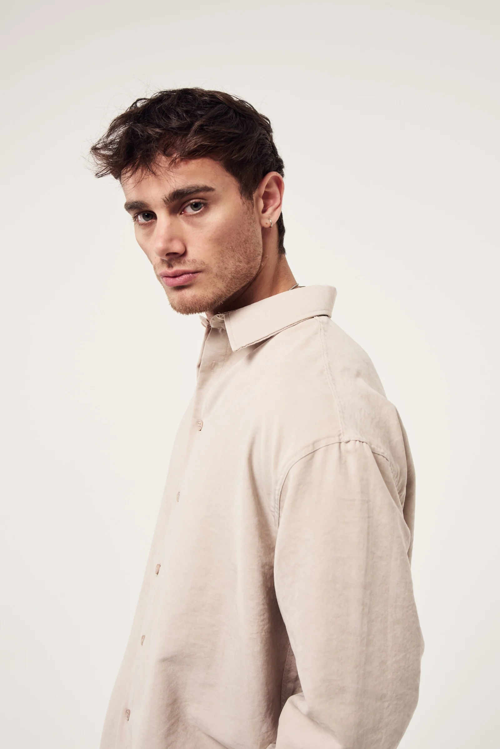 Dokulu Yıkamalı Gömlek - Görsel 15